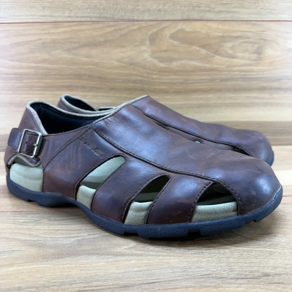 TEVA Fisherman Leather Sandal Mens 11 Brown Leather Minimalist Outdoor Walk 6593